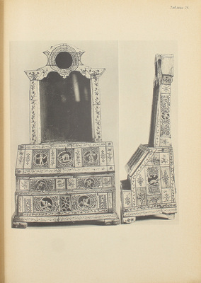 [Тираж 150 нум. экз.]. Свионтковская-Воронова Л.И. Резная кость. Из собрания П.И. Щукина. [Альбом] / Вступ. ст. М. Сперанского. М.: Изд. Российского исторического музея, 1923.